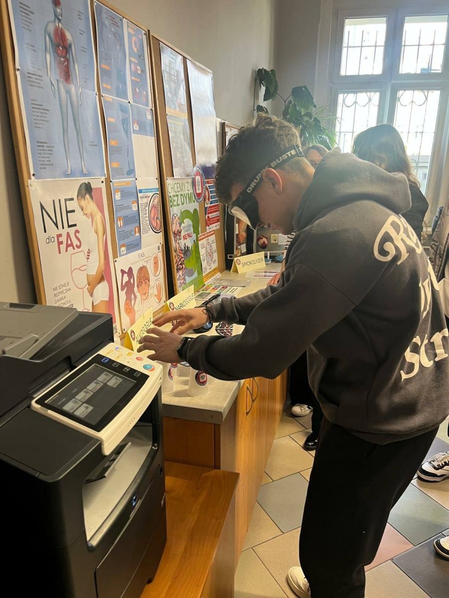 Zdjęcie w galerii na portalu naszraciborz.pl: Bezpieczeństwo zdrowotne – wspólna odpowiedzialność. Dzień otwarty w PSEE wiadomości z regionu