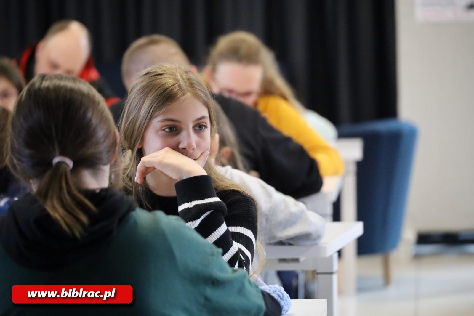 Zdjęcie w galerii na portalu naszraciborz.pl: 25 lat Harry'ego Pottera w Polsce - konkurs wiedzy rozstrzygnięty wiadomości z regionu