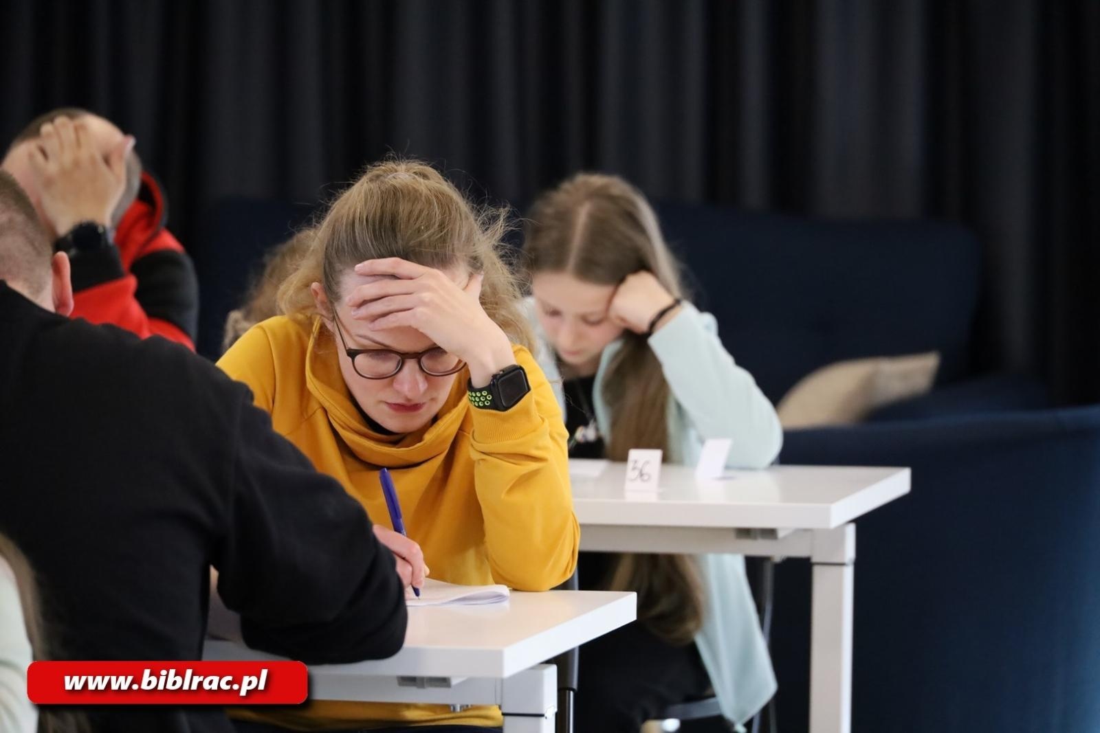 Zdjęcie w galerii na portalu naszraciborz.pl: 25 lat Harry'ego Pottera w Polsce - konkurs wiedzy rozstrzygnięty wiadomości z regionu