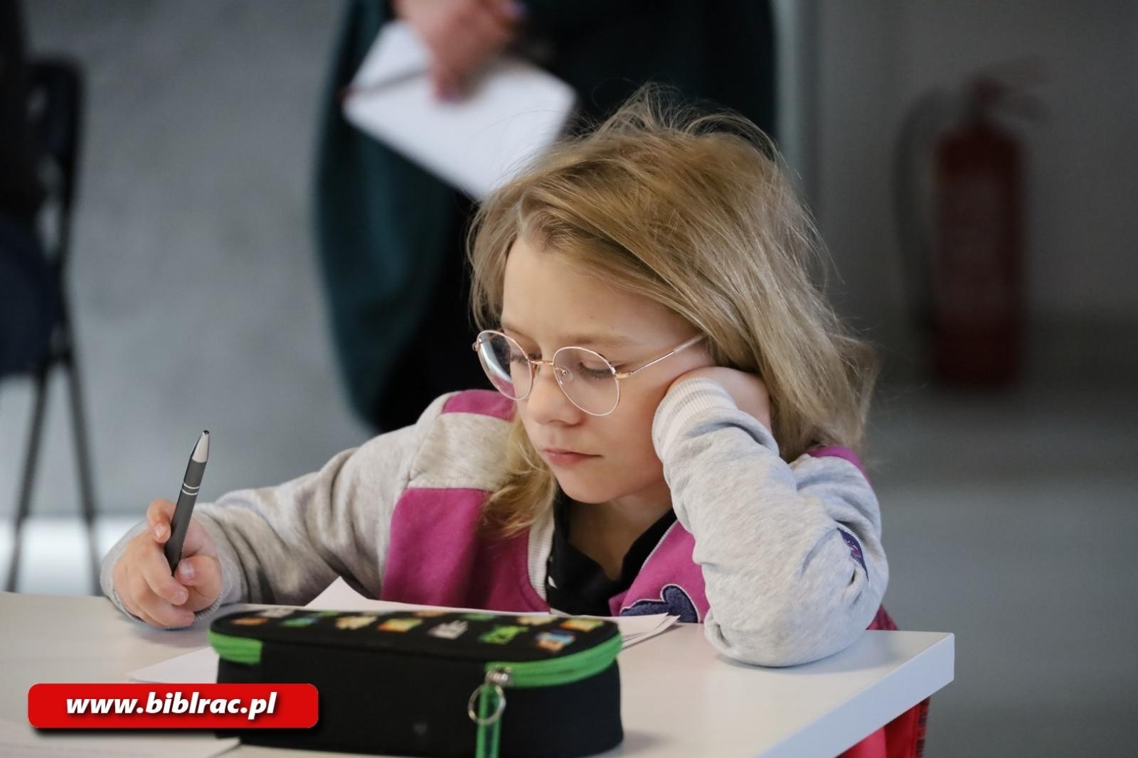 Zdjęcie w galerii na portalu naszraciborz.pl: 25 lat Harry'ego Pottera w Polsce - konkurs wiedzy rozstrzygnięty wiadomości z regionu