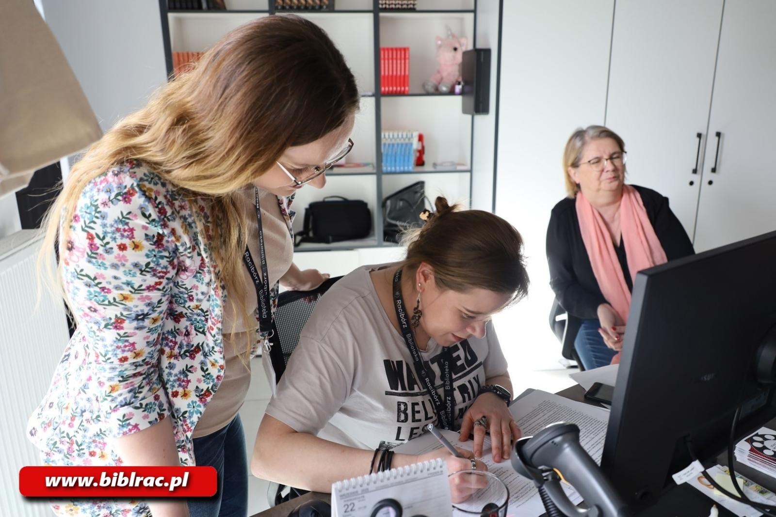 Zdjęcie w galerii na portalu naszraciborz.pl: 25 lat Harry'ego Pottera w Polsce - konkurs wiedzy rozstrzygnięty wiadomości z regionu