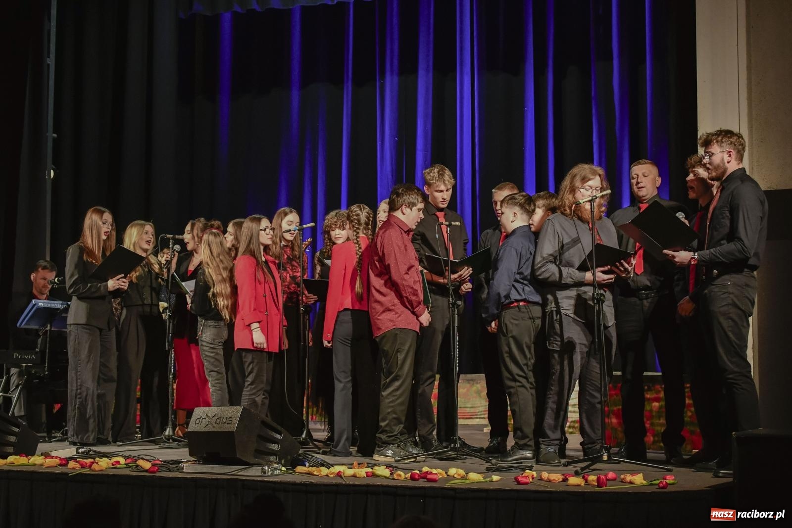 Zdjęcie w galerii na portalu naszraciborz.pl: Muzyka, pasja i język hiszpański – XI Ogólnopolski Konkurs Piosenki Hiszpańskojęzycznej rozstrzygnięty wiadomości z regionu