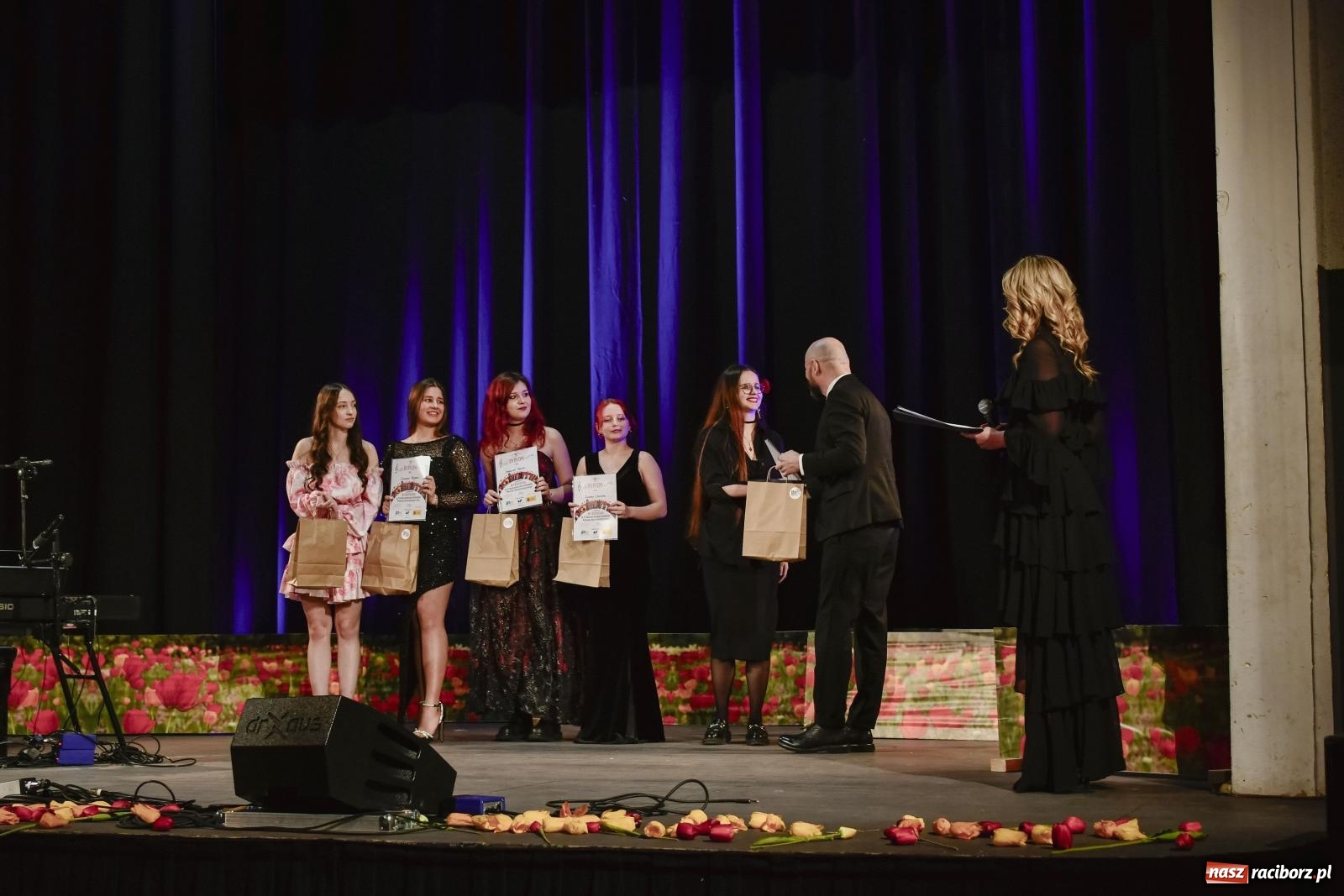 Zdjęcie w galerii na portalu naszraciborz.pl: Muzyka, pasja i język hiszpański – XI Ogólnopolski Konkurs Piosenki Hiszpańskojęzycznej rozstrzygnięty wiadomości z regionu