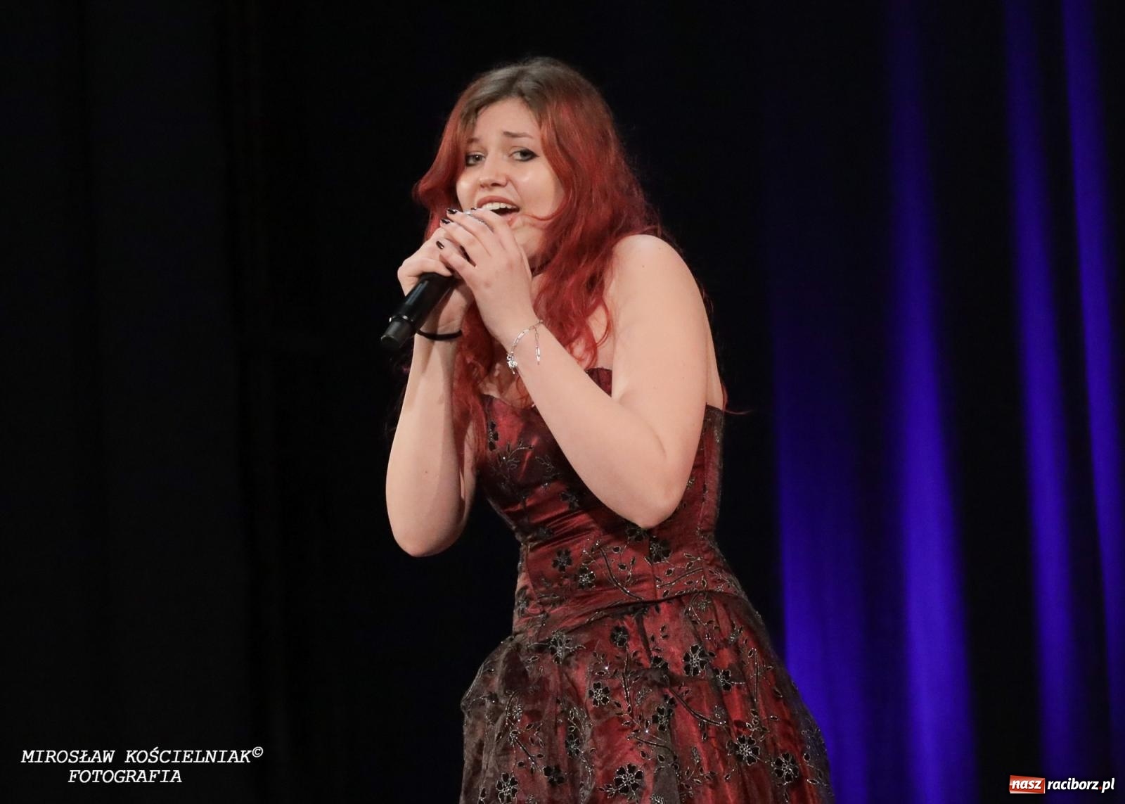 Zdjęcie w galerii na portalu naszraciborz.pl: Muzyka, pasja i język hiszpański – XI Ogólnopolski Konkurs Piosenki Hiszpańskojęzycznej rozstrzygnięty wiadomości z regionu