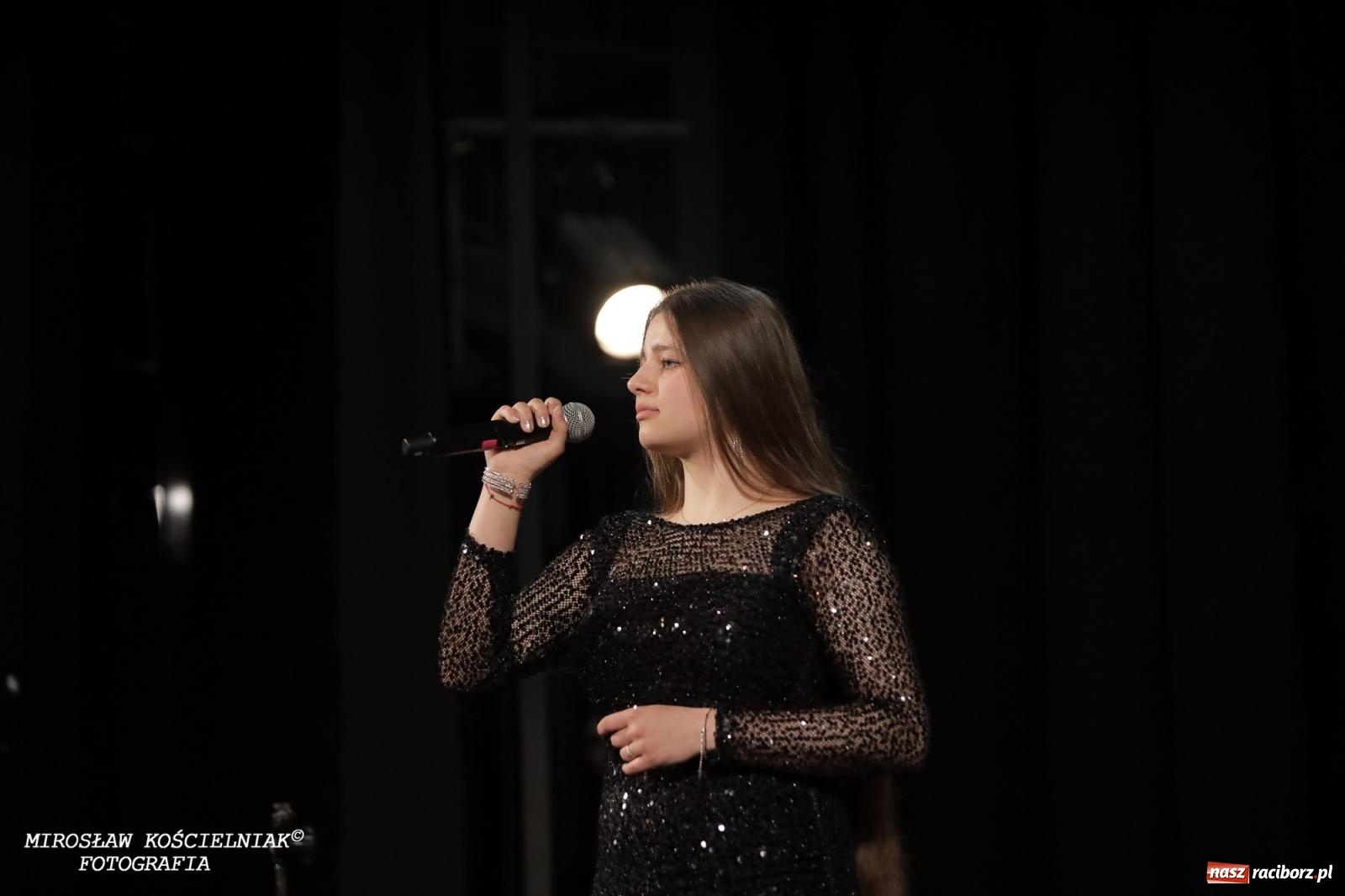 Zdjęcie w galerii na portalu naszraciborz.pl: Muzyka, pasja i język hiszpański – XI Ogólnopolski Konkurs Piosenki Hiszpańskojęzycznej rozstrzygnięty wiadomości z regionu