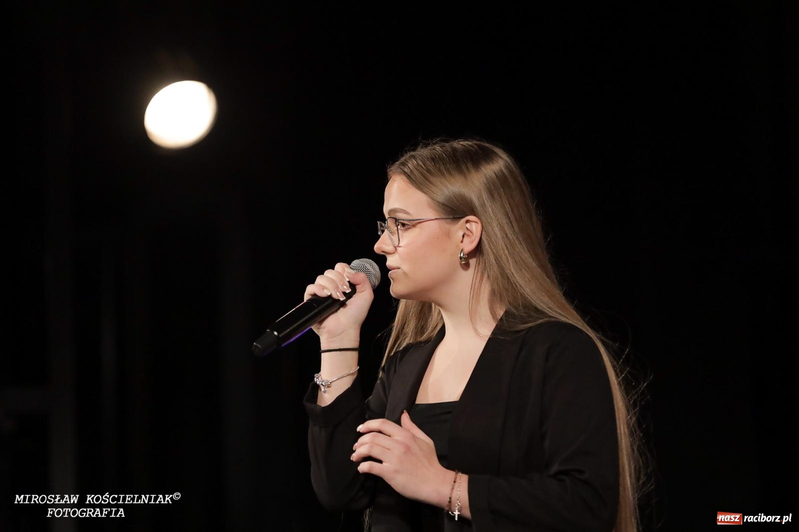 Zdjęcie w galerii na portalu naszraciborz.pl: Muzyka, pasja i język hiszpański – XI Ogólnopolski Konkurs Piosenki Hiszpańskojęzycznej rozstrzygnięty wiadomości z regionu