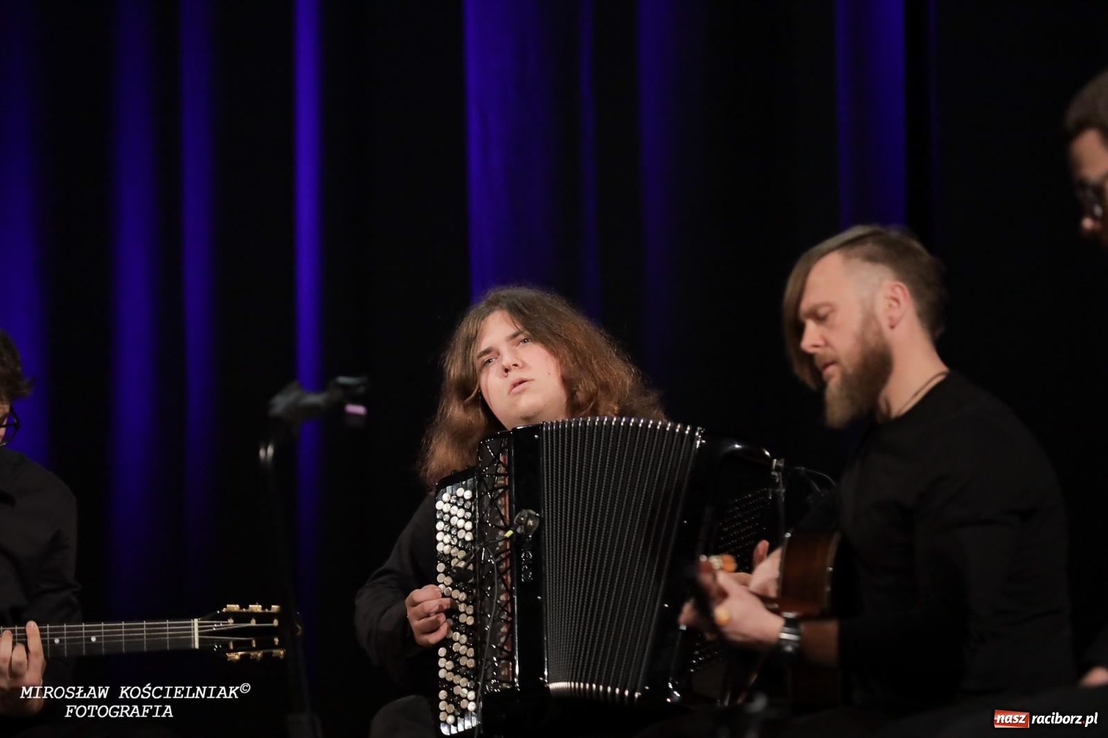Zdjęcie w galerii na portalu naszraciborz.pl: Muzyka, pasja i język hiszpański – XI Ogólnopolski Konkurs Piosenki Hiszpańskojęzycznej rozstrzygnięty wiadomości z regionu