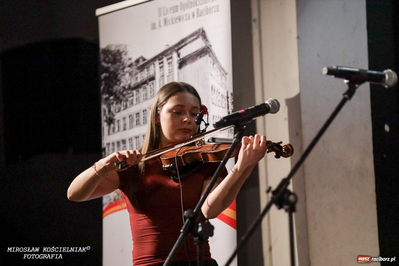 Zdjęcie w galerii na portalu naszraciborz.pl: Muzyka, pasja i język hiszpański – XI Ogólnopolski Konkurs Piosenki Hiszpańskojęzycznej rozstrzygnięty wiadomości z regionu