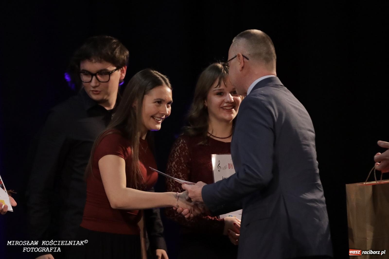 Zdjęcie w galerii na portalu naszraciborz.pl: Muzyka, pasja i język hiszpański – XI Ogólnopolski Konkurs Piosenki Hiszpańskojęzycznej rozstrzygnięty wiadomości z regionu