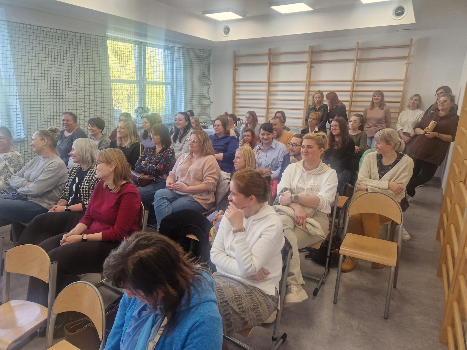 Zdjęcie w galerii na portalu naszraciborz.pl: W Słonecznej Krainie rozmawiano o drodze do samodzielności wiadomości z regionu