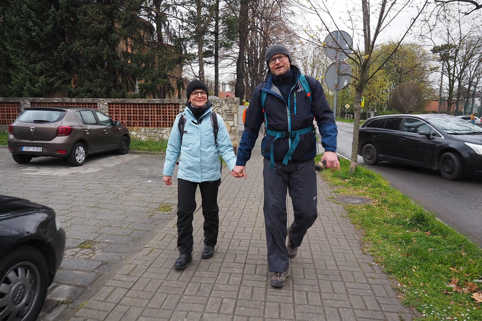 Zdjęcie w galerii na portalu naszraciborz.pl: Wyruszyli w ciszy – Ekstremalna Droga Krzyżowa z Raciborza już za nami wiadomości z regionu