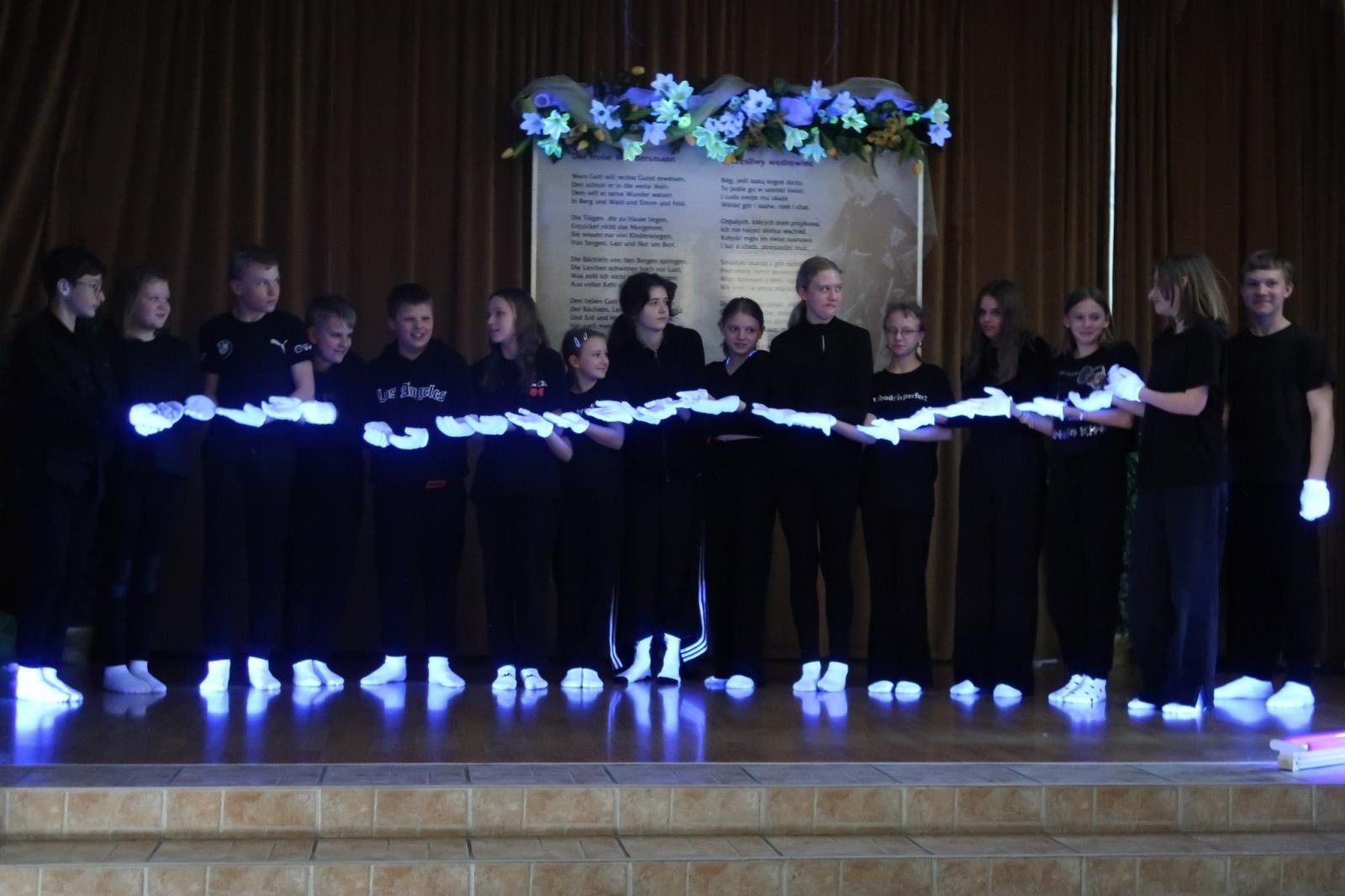 Zdjęcie w galerii na portalu naszraciborz.pl: Polsko-niemiecka wymiana młodzieży – spotkanie kultur i wartości w Studziennej wiadomości z regionu