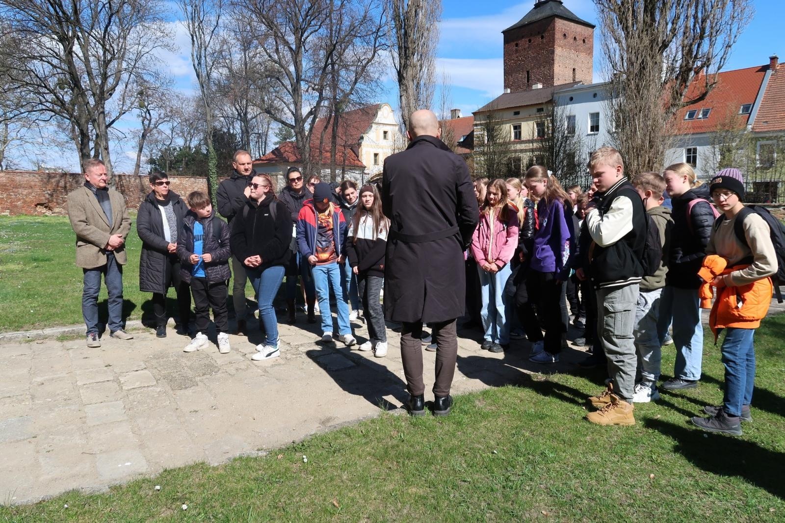 Zdjęcie w galerii na portalu naszraciborz.pl: Polsko-niemiecka wymiana młodzieży – spotkanie kultur i wartości w Studziennej wiadomości z regionu