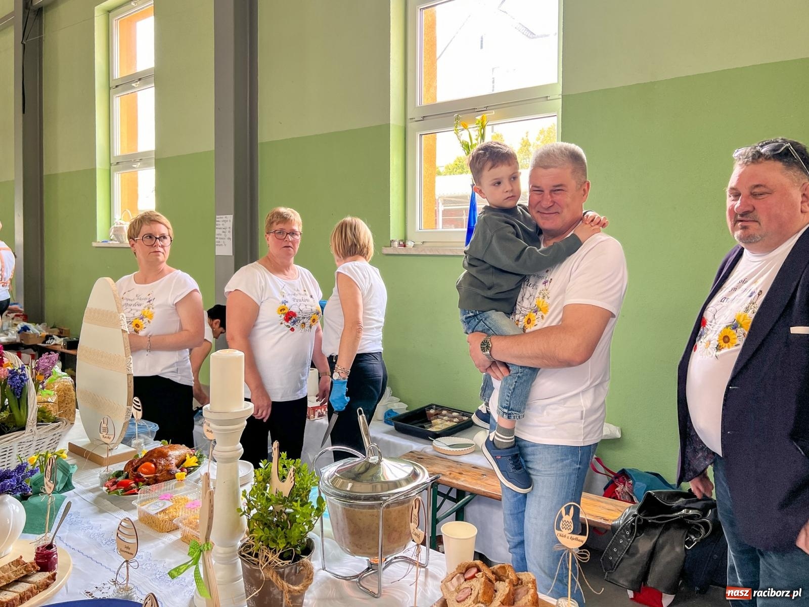 Zdjęcie w galerii na portalu naszraciborz.pl: Festiwal smaków i tradycji – potrawy regionalne wróciły do Pietrowic Wielkich [FOTO i WIDEO] wiadomości z regionu