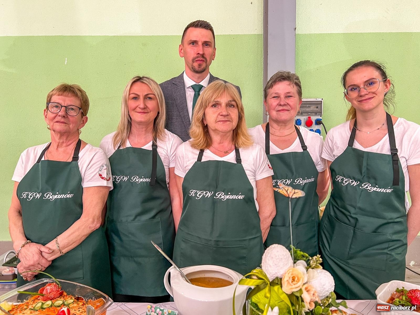 Zdjęcie w galerii na portalu naszraciborz.pl: Festiwal smaków i tradycji – potrawy regionalne wróciły do Pietrowic Wielkich [FOTO i WIDEO] wiadomości z regionu