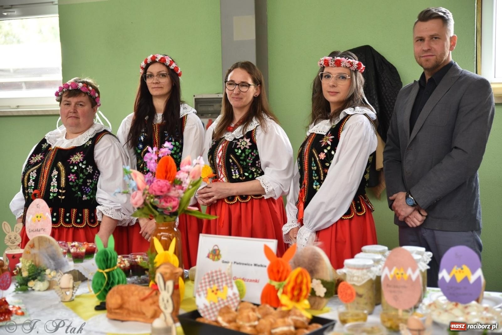 Zdjęcie w galerii na portalu naszraciborz.pl: Festiwal smaków i tradycji – potrawy regionalne wróciły do Pietrowic Wielkich [FOTO i WIDEO] wiadomości z regionu