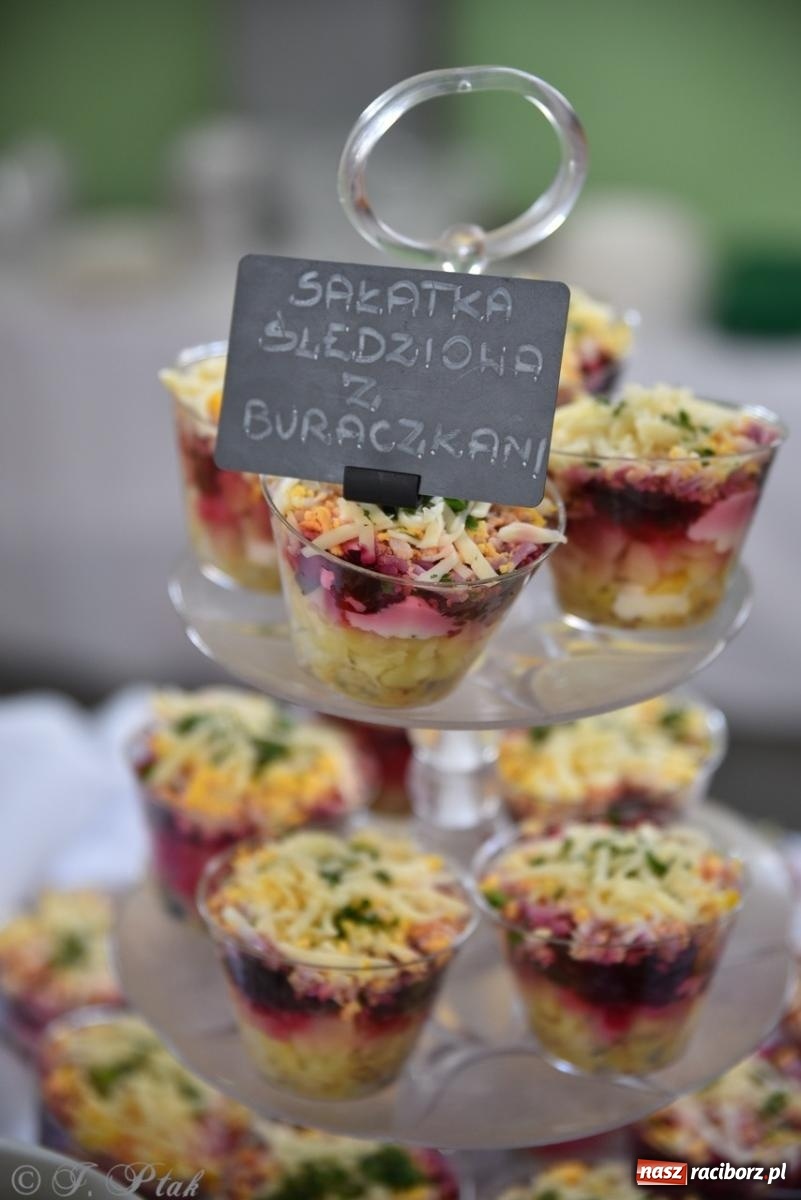 Zdjęcie w galerii na portalu naszraciborz.pl: Festiwal smaków i tradycji – potrawy regionalne wróciły do Pietrowic Wielkich [FOTO i WIDEO] wiadomości z regionu