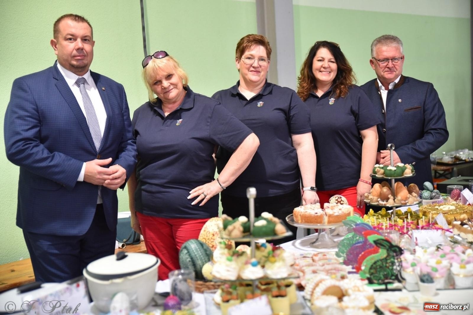 Zdjęcie w galerii na portalu naszraciborz.pl: Festiwal smaków i tradycji – potrawy regionalne wróciły do Pietrowic Wielkich [FOTO i WIDEO] wiadomości z regionu