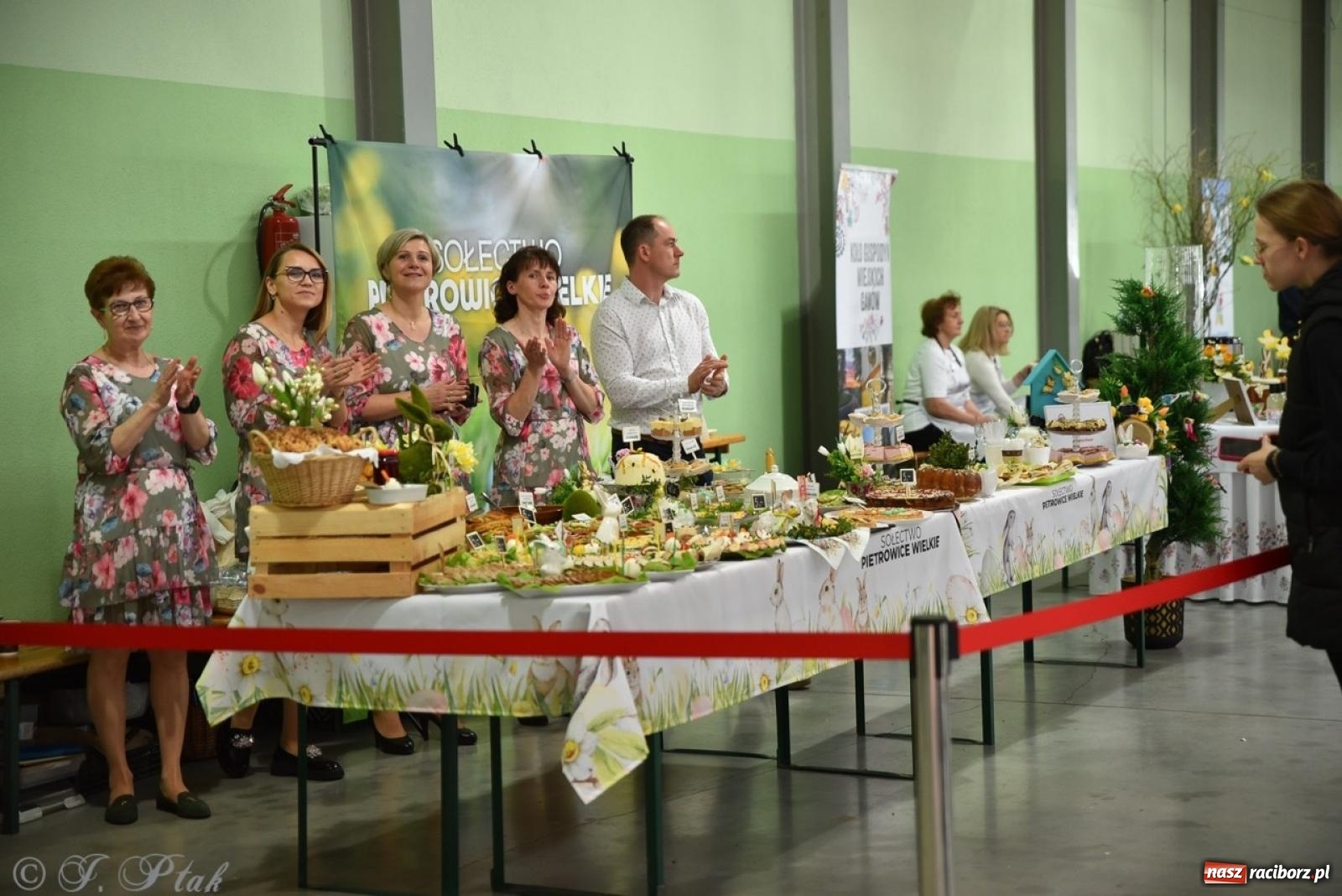 Zdjęcie w galerii na portalu naszraciborz.pl: Festiwal smaków i tradycji – potrawy regionalne wróciły do Pietrowic Wielkich [FOTO i WIDEO] wiadomości z regionu