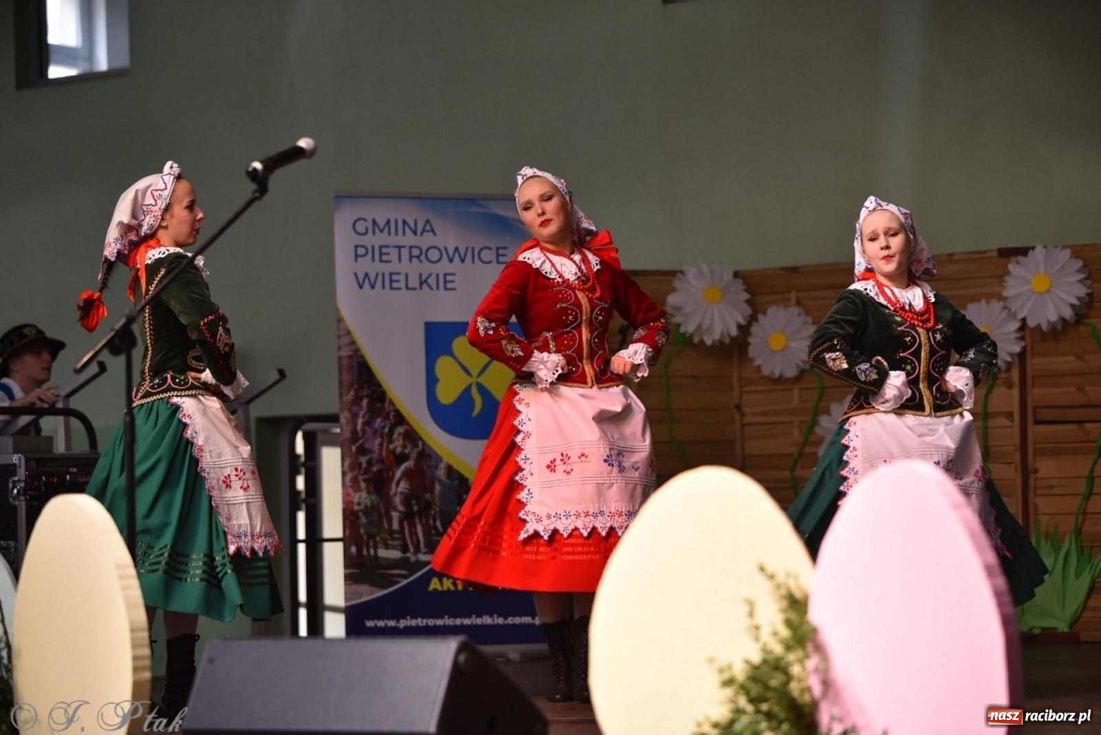 Zdjęcie w galerii na portalu naszraciborz.pl: Festiwal smaków i tradycji – potrawy regionalne wróciły do Pietrowic Wielkich [FOTO i WIDEO] wiadomości z regionu