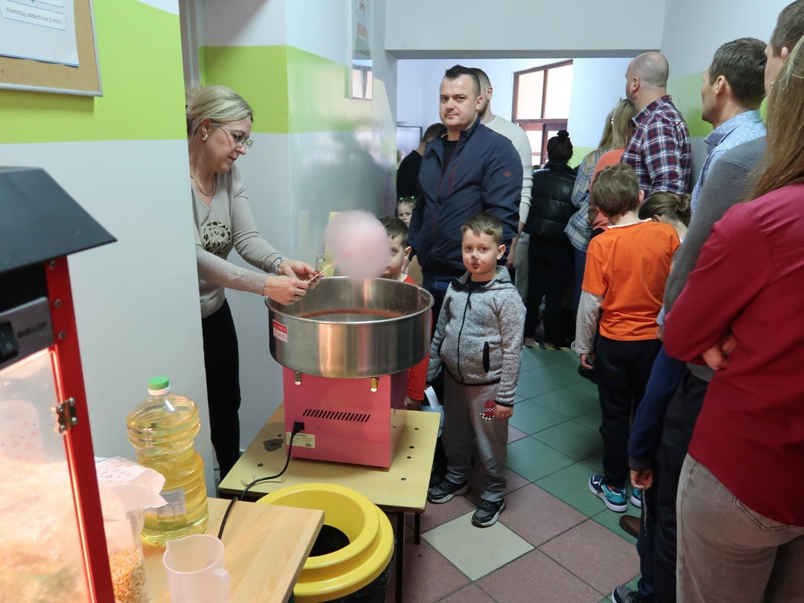 Zdjęcie w galerii na portalu naszraciborz.pl: Kiermasz Wielkanocny na Płoni [FOTO] wiadomości z regionu