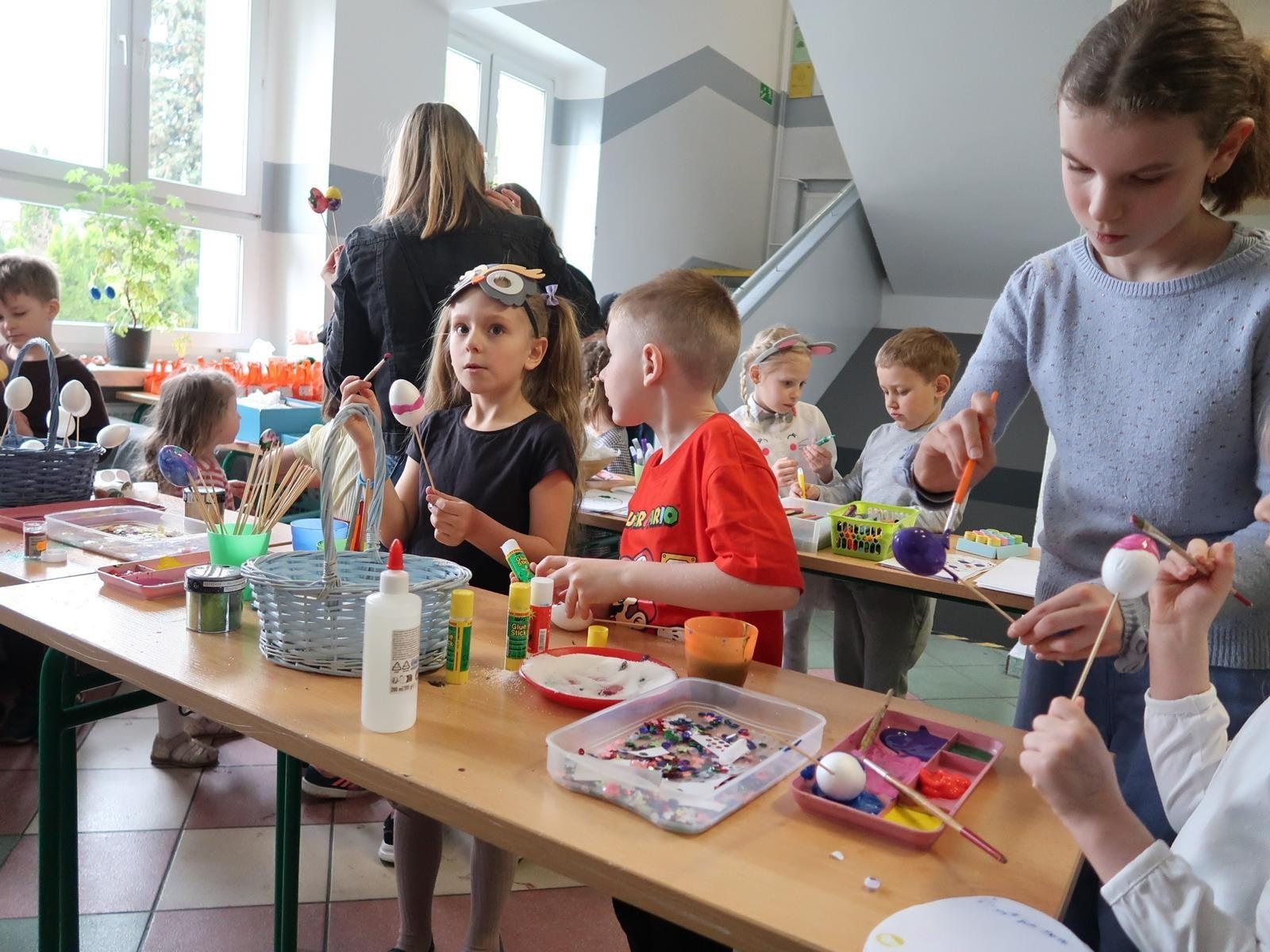 Zdjęcie w galerii na portalu naszraciborz.pl: Kiermasz Wielkanocny na Płoni [FOTO] wiadomości z regionu