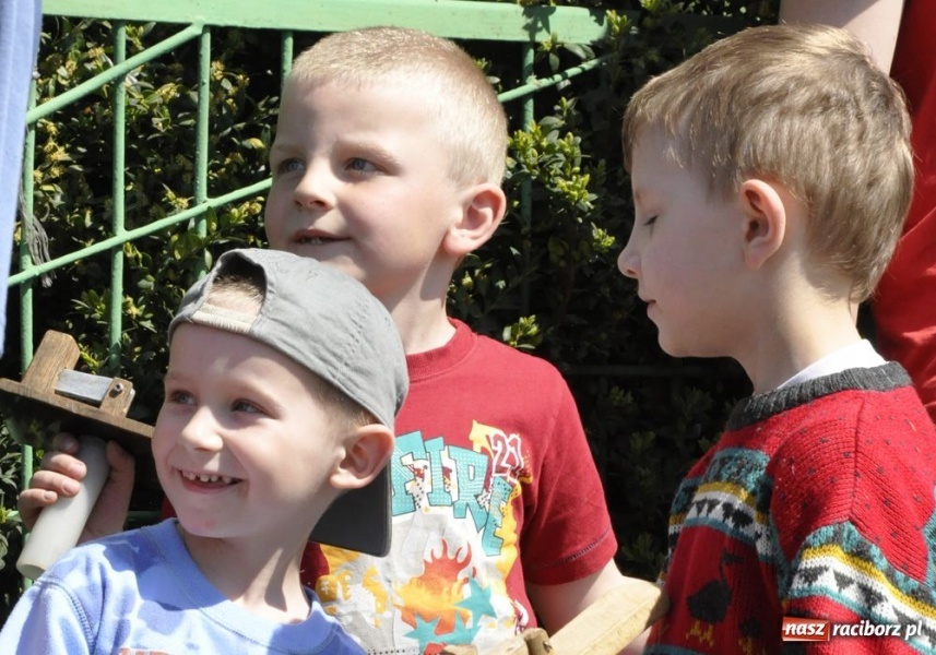 Zdjęcie w galerii na portalu naszraciborz.pl: Po cuksy z kołatkami po Sudole wiadomości z regionu