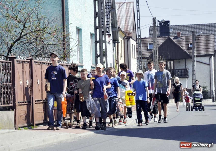 Zdjęcie w galerii na portalu naszraciborz.pl: Po cuksy z kołatkami po Sudole wiadomości z regionu