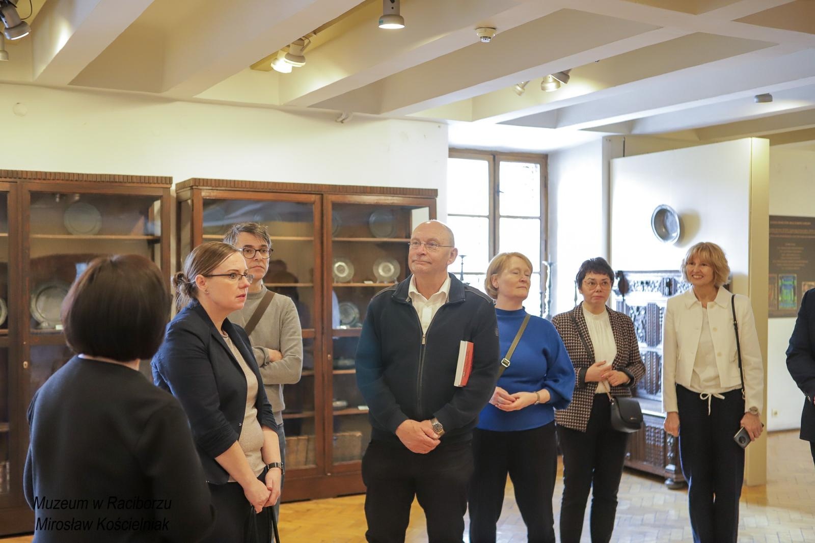 Zdjęcie w galerii na portalu naszraciborz.pl: XVIII Międzynarodowe Seminarium Naukowe w Raciborzu wiadomości z regionu