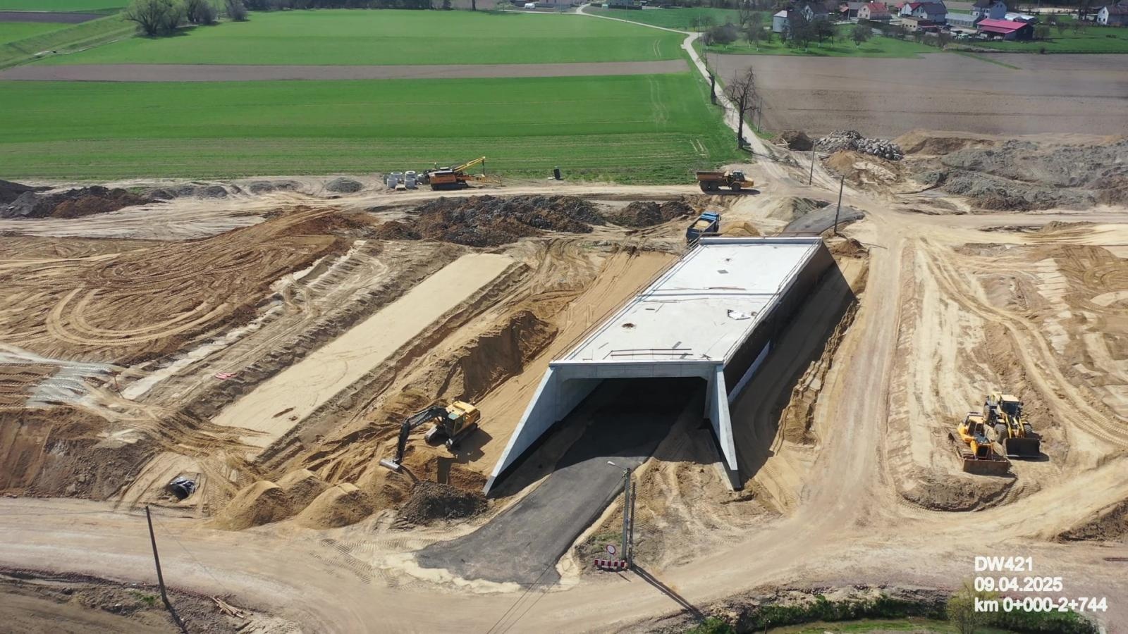 Zdjęcie w galerii na portalu naszraciborz.pl: Nowy most na Odrze coraz bliżej. Inwestycja za ponad 300 milionów złotych połączy gminy Nędza i Rudnik [ZDJĘCIA Z PLACU BUDOWY, MAPA] wiadomości z regionu