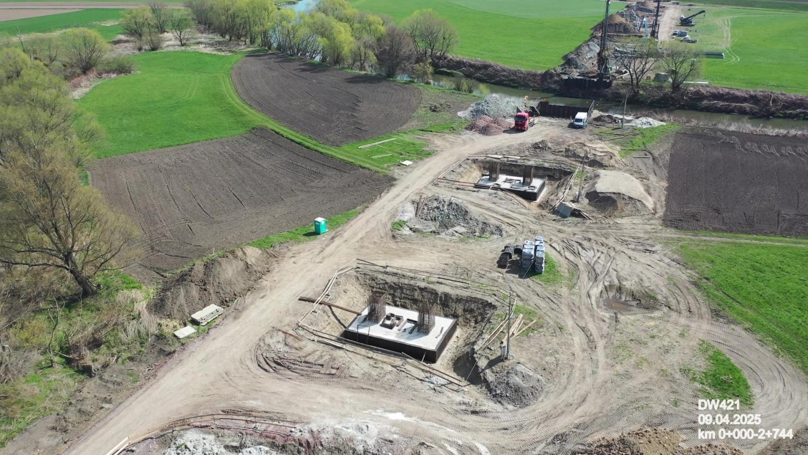 Zdjęcie w galerii na portalu naszraciborz.pl: Nowy most na Odrze coraz bliżej. Inwestycja za ponad 300 milionów złotych połączy gminy Nędza i Rudnik [ZDJĘCIA Z PLACU BUDOWY, MAPA] wiadomości z regionu