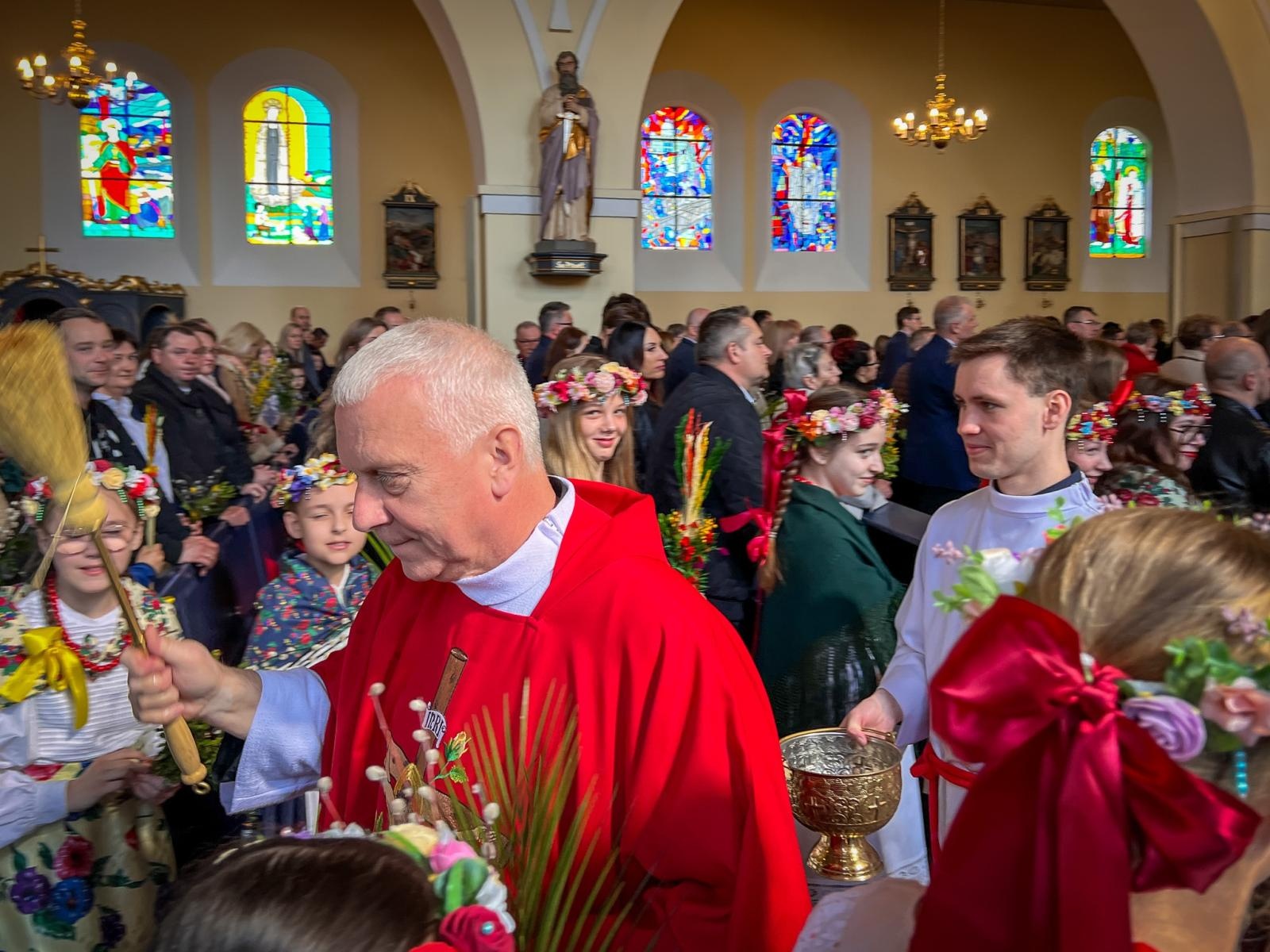 Zdjęcie w galerii na portalu naszraciborz.pl: Niedziela Palmowa – początek Wielkiego Tygodnia w Raciborzu-Brzeziu [FOTO i WIDEO] wiadomości z regionu