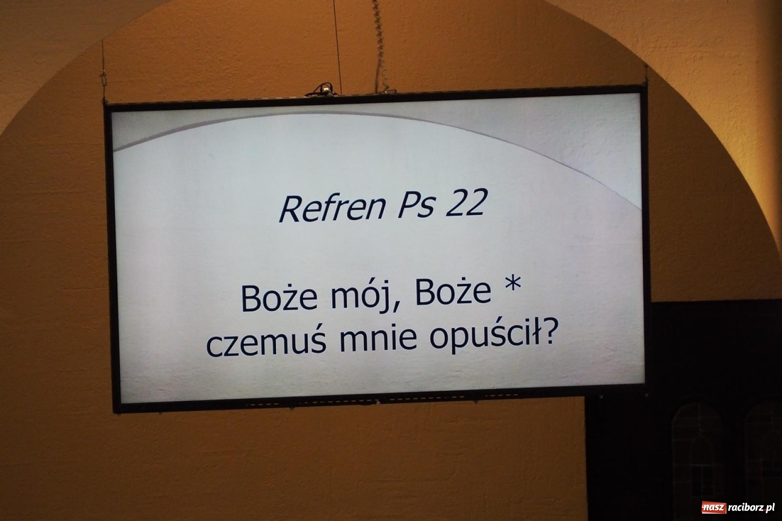 Zdjęcie w galerii na portalu naszraciborz.pl: Palma wielkanocna – symbol nowego życia i ochrony. Niedziela Męki Pańskiej w parafii NSPJ [FOTO i WIDEO] wiadomości z regionu