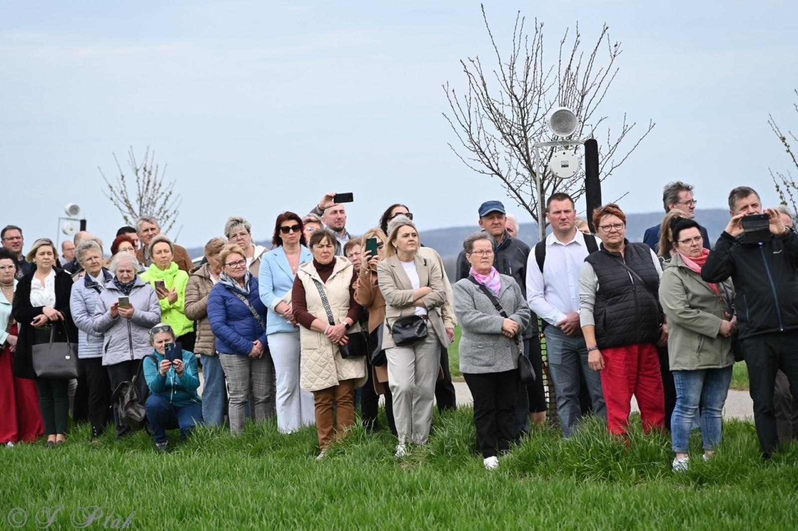 Zdjęcie w galerii na portalu naszraciborz.pl: Misterium Męki Pańskiej w Krzyżanowicach. Poruszające widowisko na pograniczu polsko-czeskim [FOTO i WIDEO] wiadomości z regionu