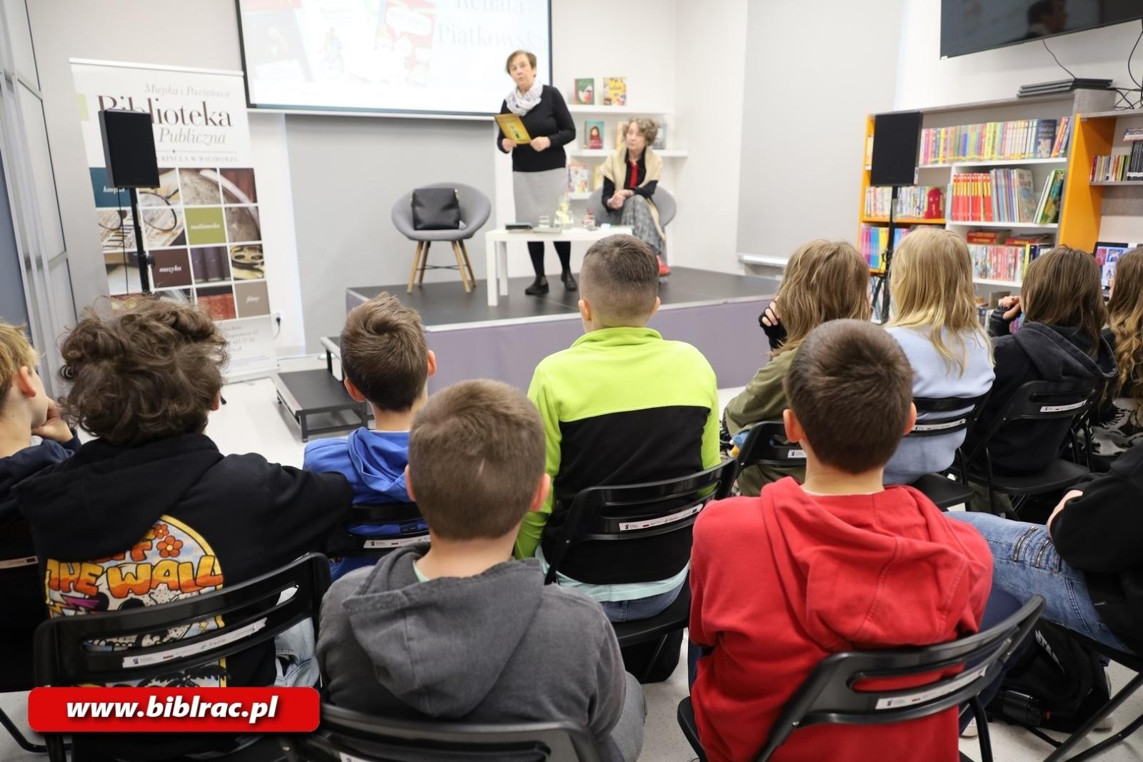 Zdjęcie w galerii na portalu naszraciborz.pl: Renata Piątkowska o prawach dziecka w Bibliotece wiadomości z regionu