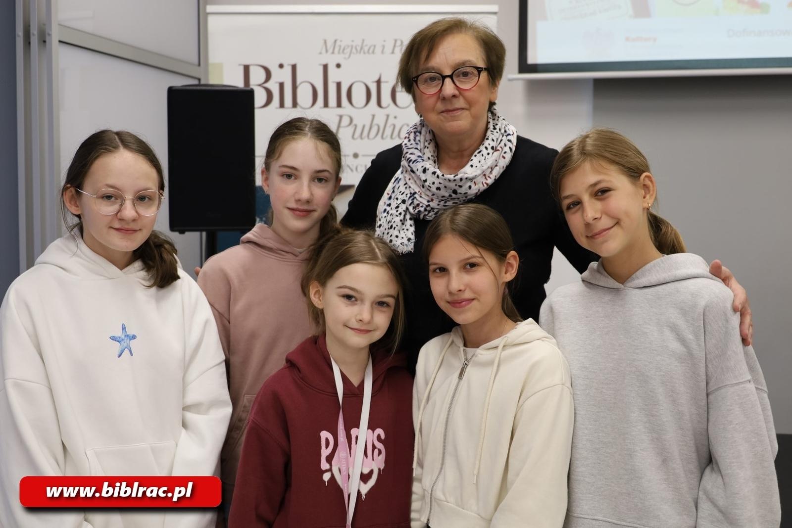 Zdjęcie w galerii na portalu naszraciborz.pl: Renata Piątkowska o prawach dziecka w Bibliotece wiadomości z regionu