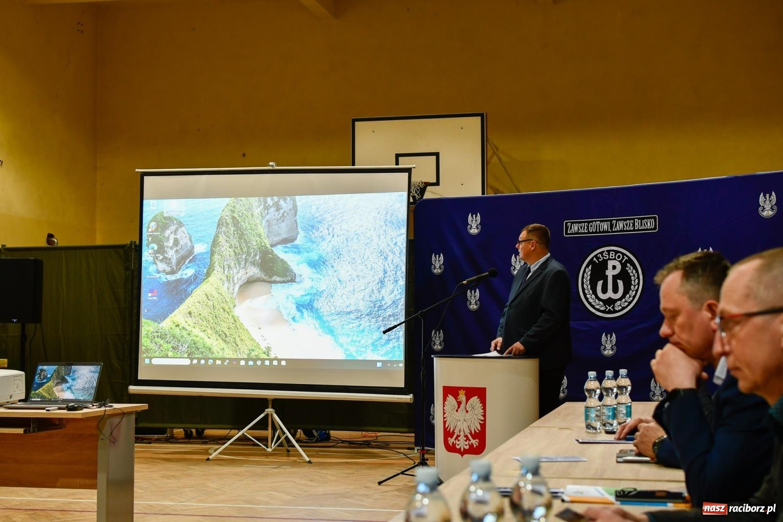 Zdjęcie w galerii na portalu naszraciborz.pl: Wojsko wróci do Raciborza? Prezydent wskazał miejsce pod koszary wiadomości z regionu