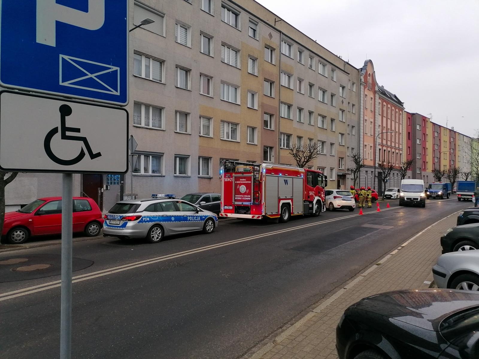 Zdjęcie w galerii na portalu naszraciborz.pl: Kolizja na Opawskiej: kierująca zasnęła za kierownicą wiadomości z regionu