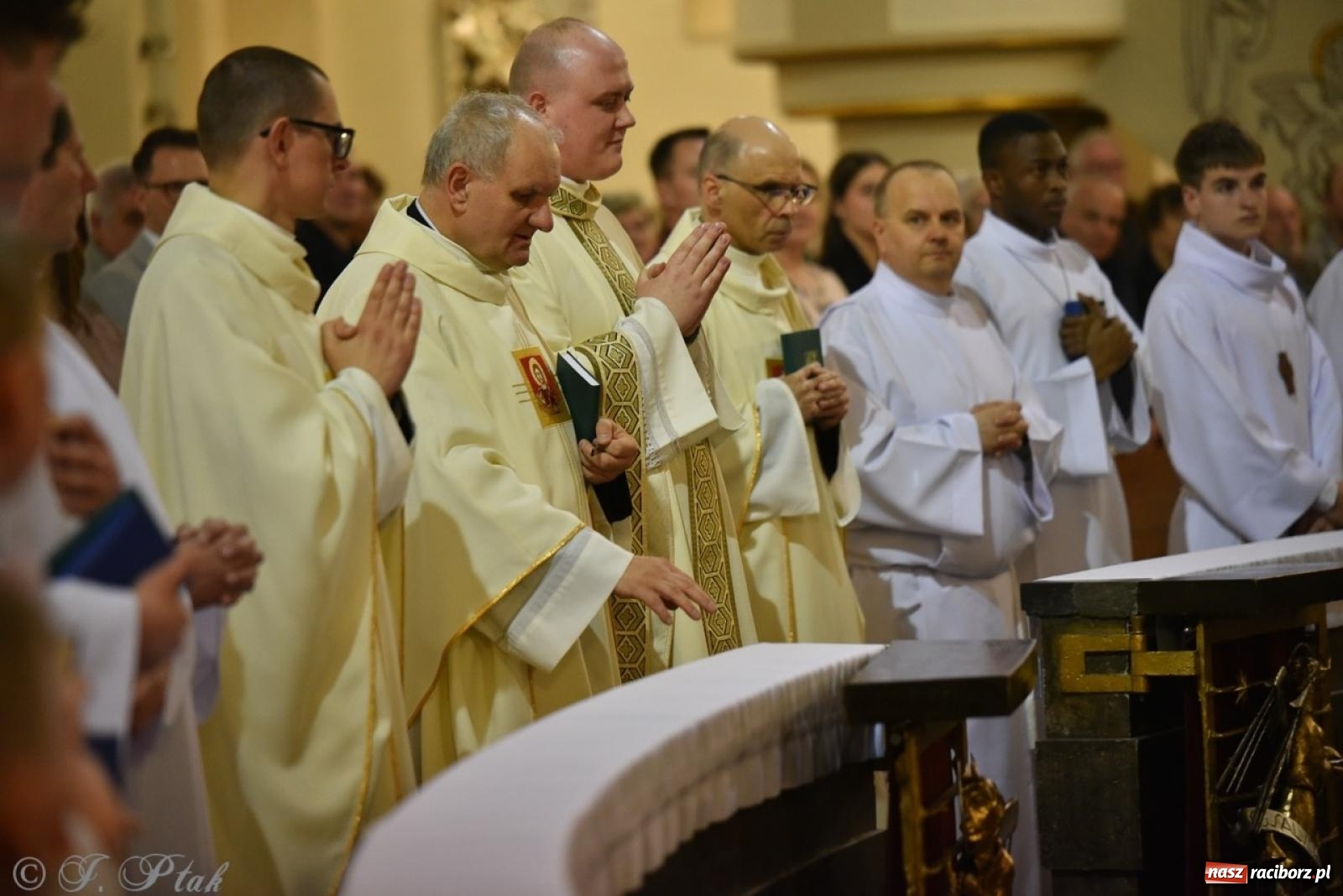 Zdjęcie w galerii na portalu naszraciborz.pl: Wielki Czwartek – początek Triduum Paschalnego w Raciborzu [WIDEO] wiadomości z regionu