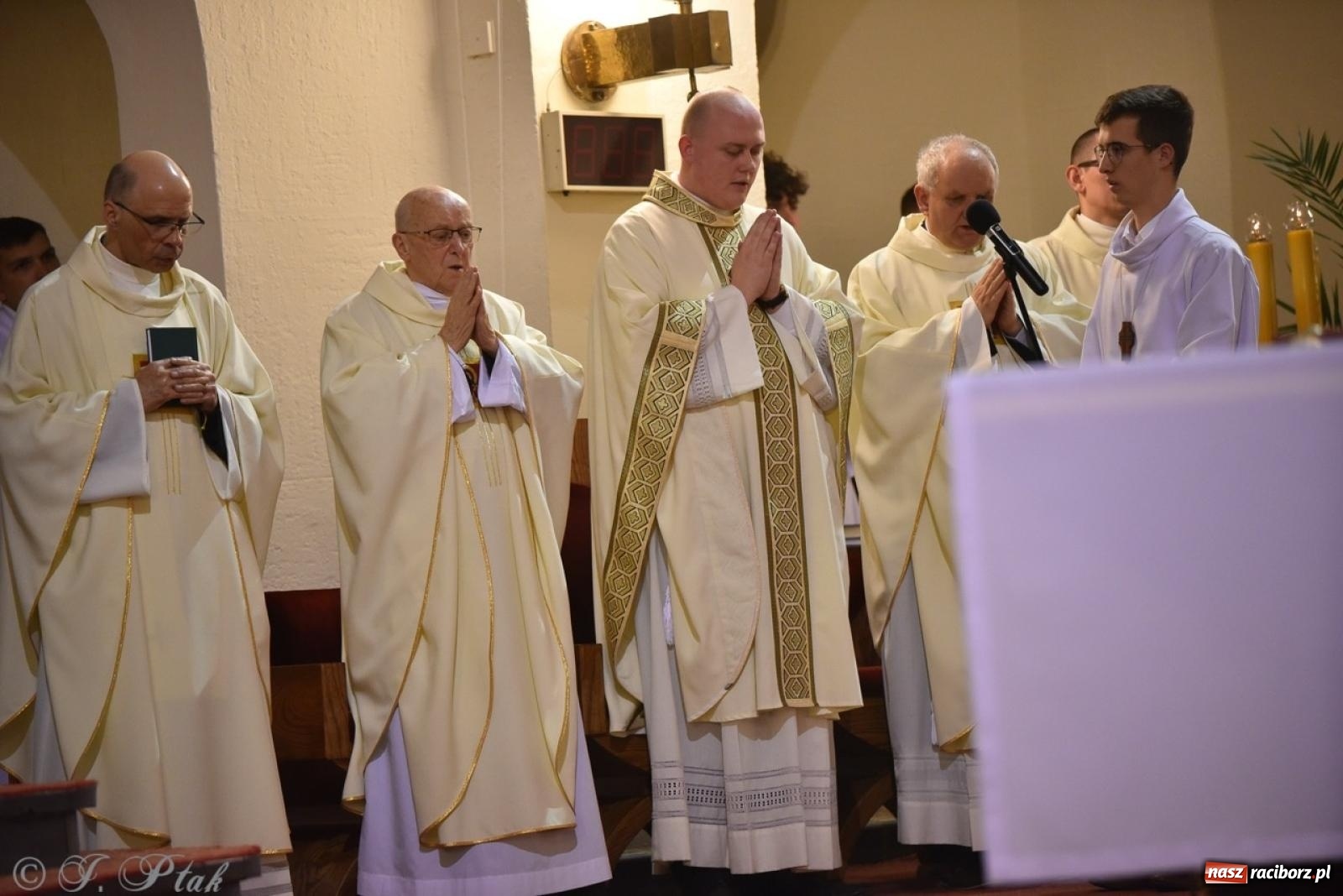 Zdjęcie w galerii na portalu naszraciborz.pl: Wielki Czwartek – początek Triduum Paschalnego w Raciborzu [WIDEO] wiadomości z regionu