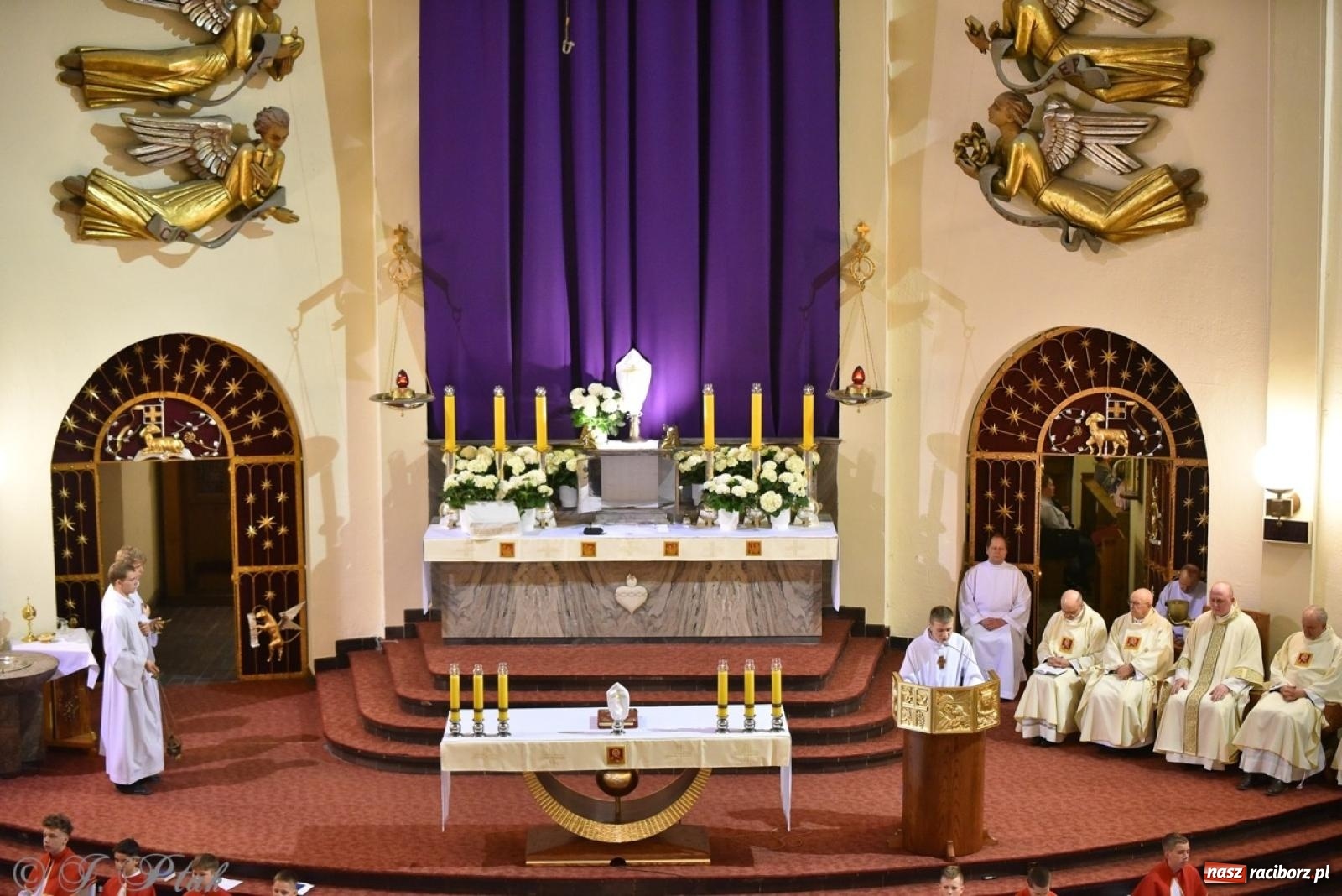 Zdjęcie w galerii na portalu naszraciborz.pl: Wielki Czwartek – początek Triduum Paschalnego w Raciborzu [WIDEO] wiadomości z regionu