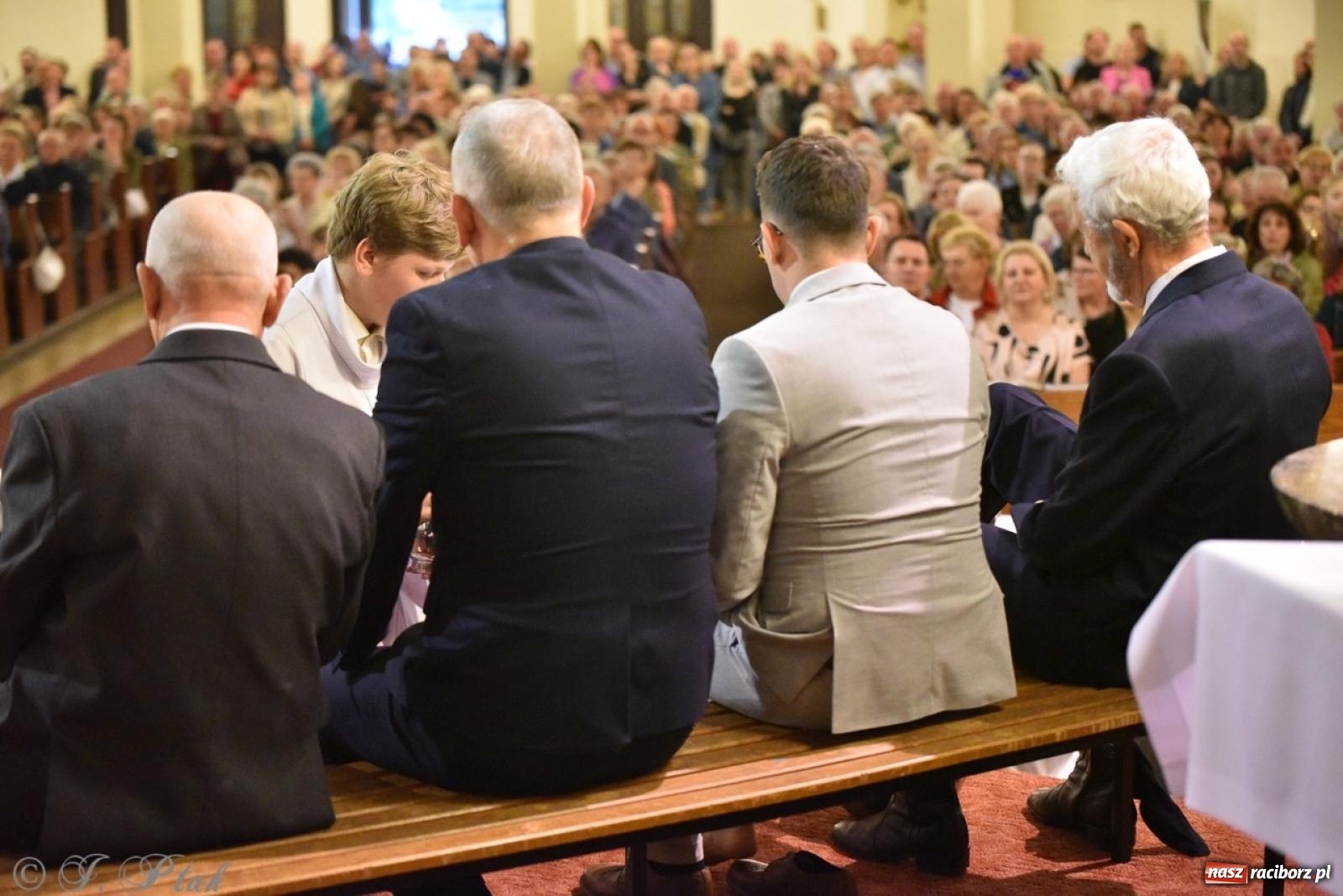 Zdjęcie w galerii na portalu naszraciborz.pl: Wielki Czwartek – początek Triduum Paschalnego w Raciborzu [WIDEO] wiadomości z regionu