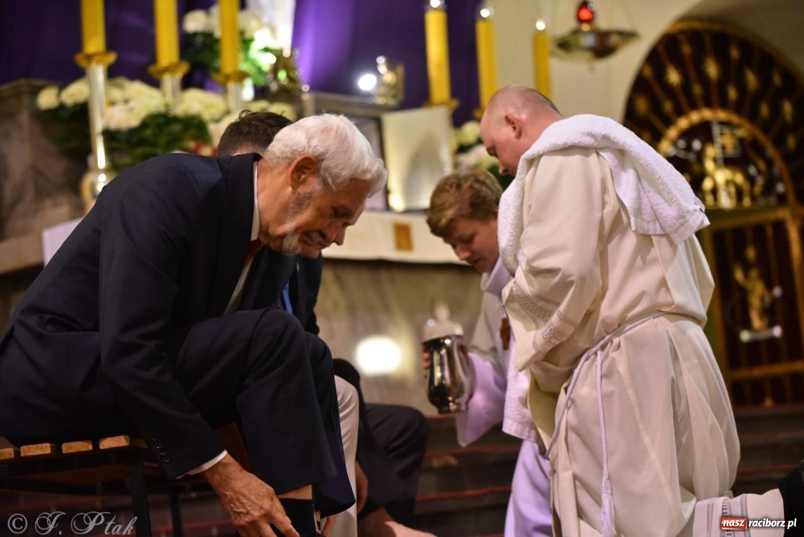 Zdjęcie w galerii na portalu naszraciborz.pl: Wielki Czwartek – początek Triduum Paschalnego w Raciborzu [WIDEO] wiadomości z regionu