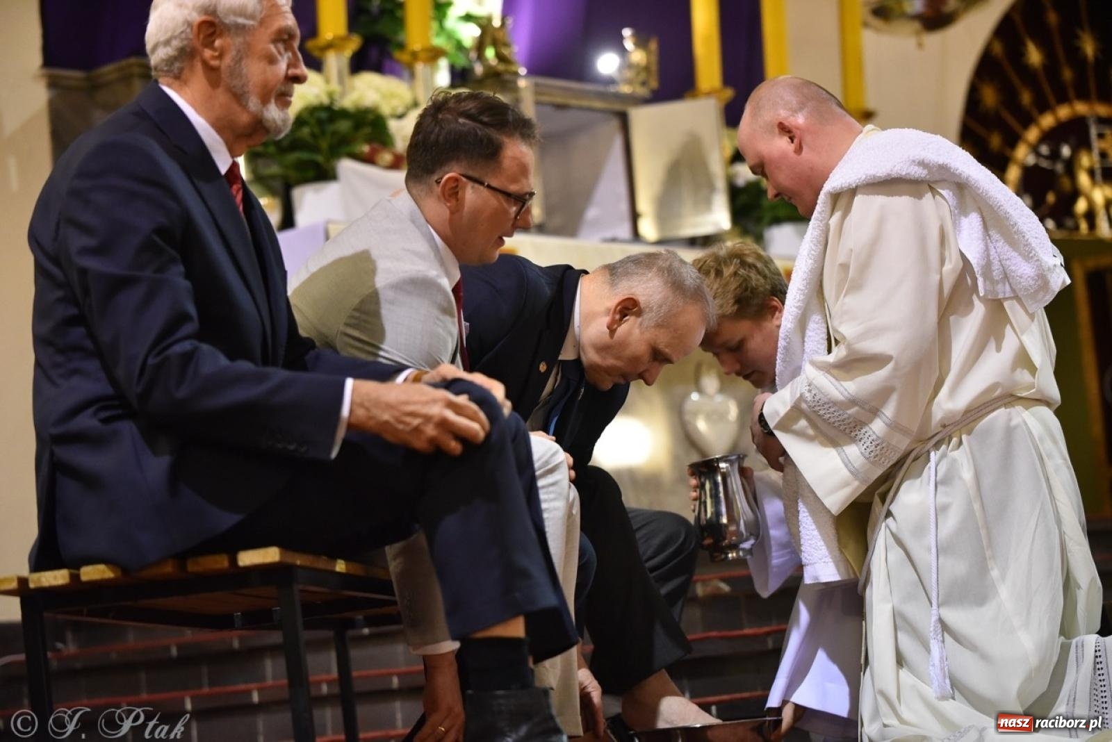 Zdjęcie w galerii na portalu naszraciborz.pl: Wielki Czwartek – początek Triduum Paschalnego w Raciborzu [WIDEO] wiadomości z regionu