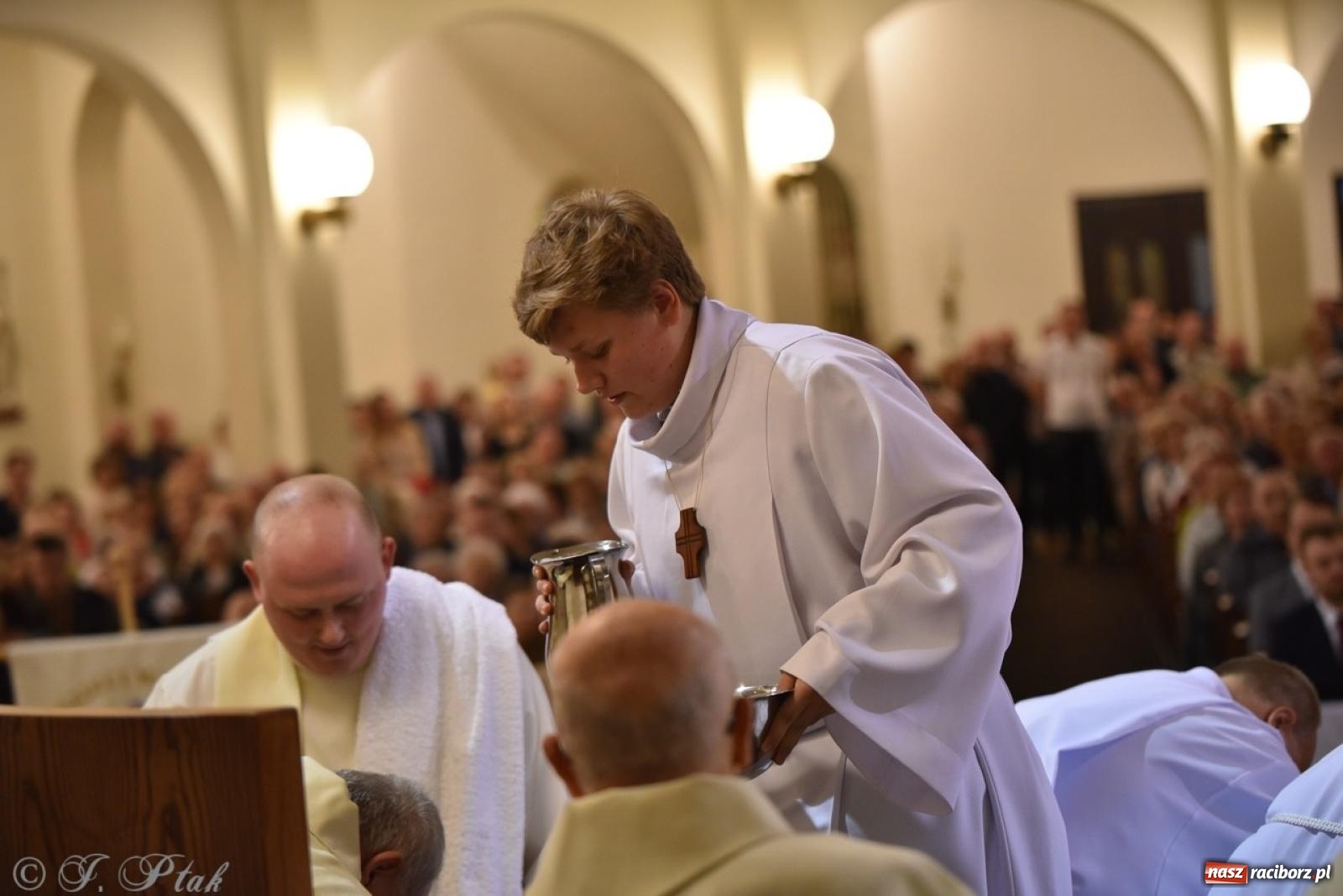 Zdjęcie w galerii na portalu naszraciborz.pl: Wielki Czwartek – początek Triduum Paschalnego w Raciborzu [WIDEO] wiadomości z regionu