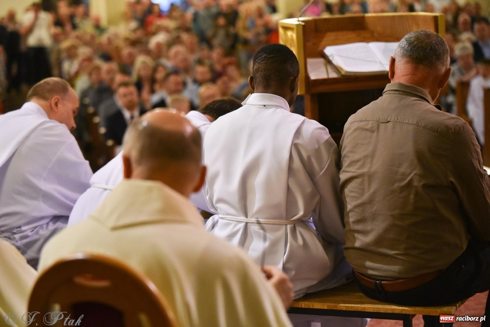 Zdjęcie w galerii na portalu naszraciborz.pl: Wielki Czwartek – początek Triduum Paschalnego w Raciborzu [WIDEO] wiadomości z regionu