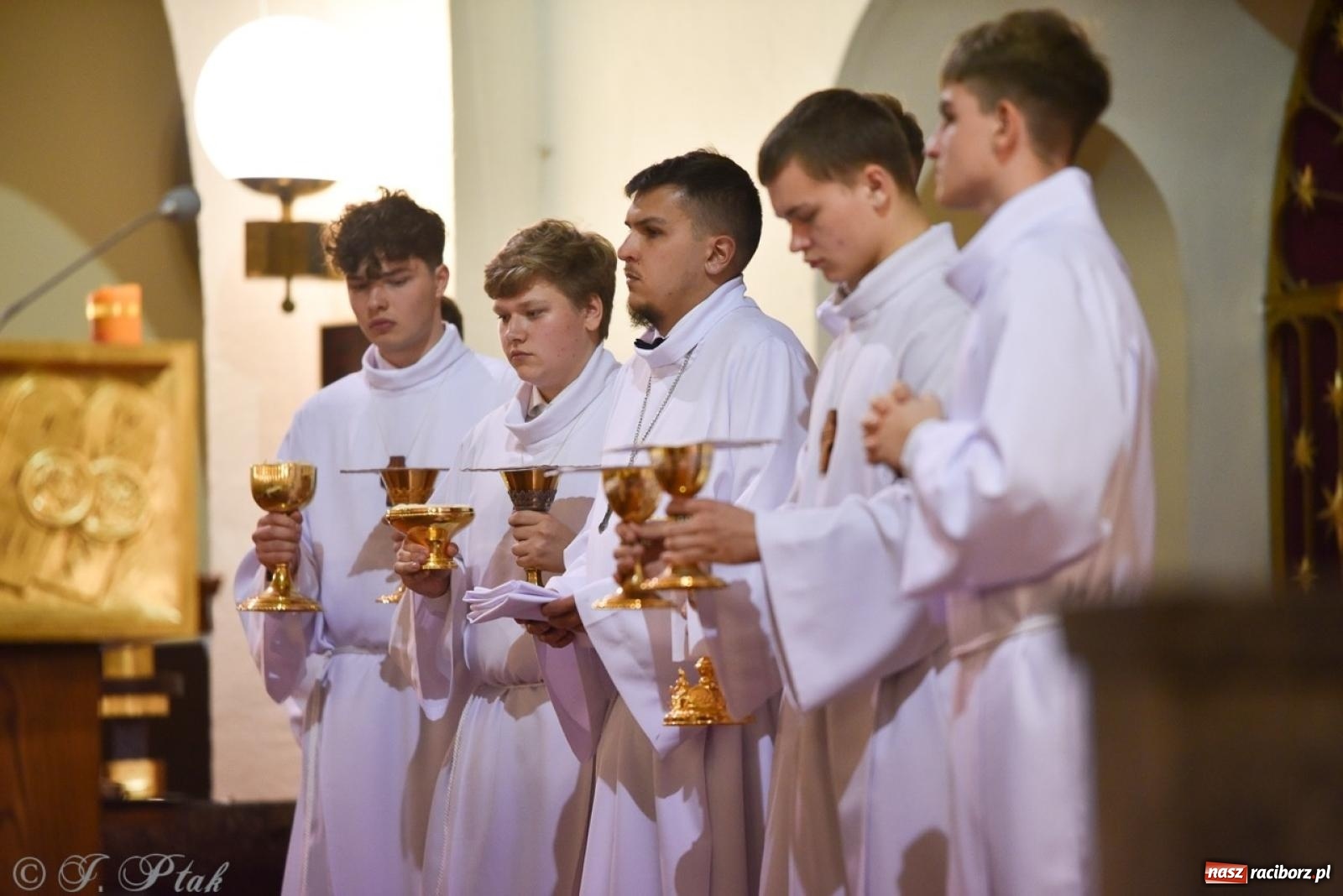 Zdjęcie w galerii na portalu naszraciborz.pl: Wielki Czwartek – początek Triduum Paschalnego w Raciborzu [WIDEO] wiadomości z regionu