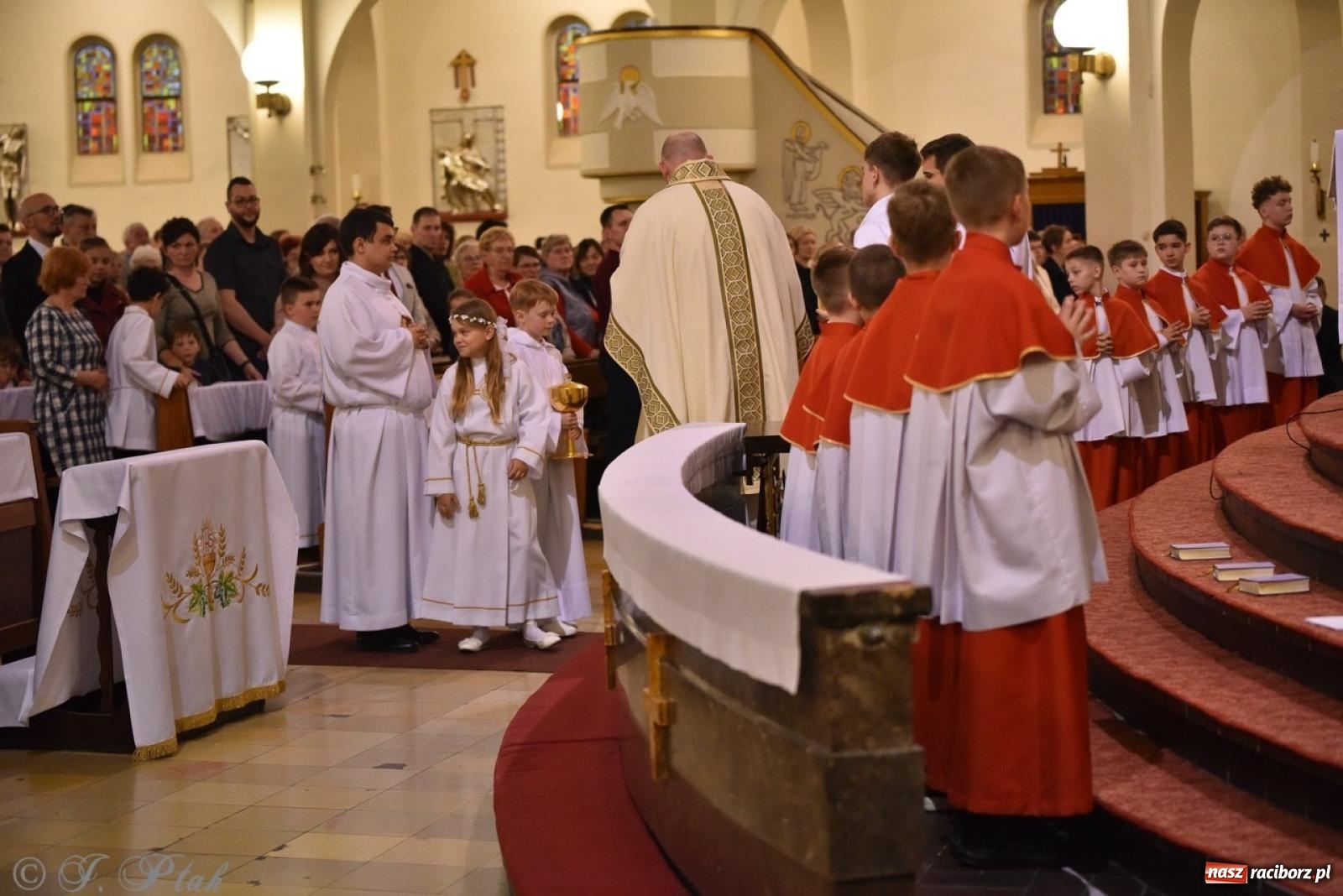 Zdjęcie w galerii na portalu naszraciborz.pl: Wielki Czwartek – początek Triduum Paschalnego w Raciborzu [WIDEO] wiadomości z regionu
