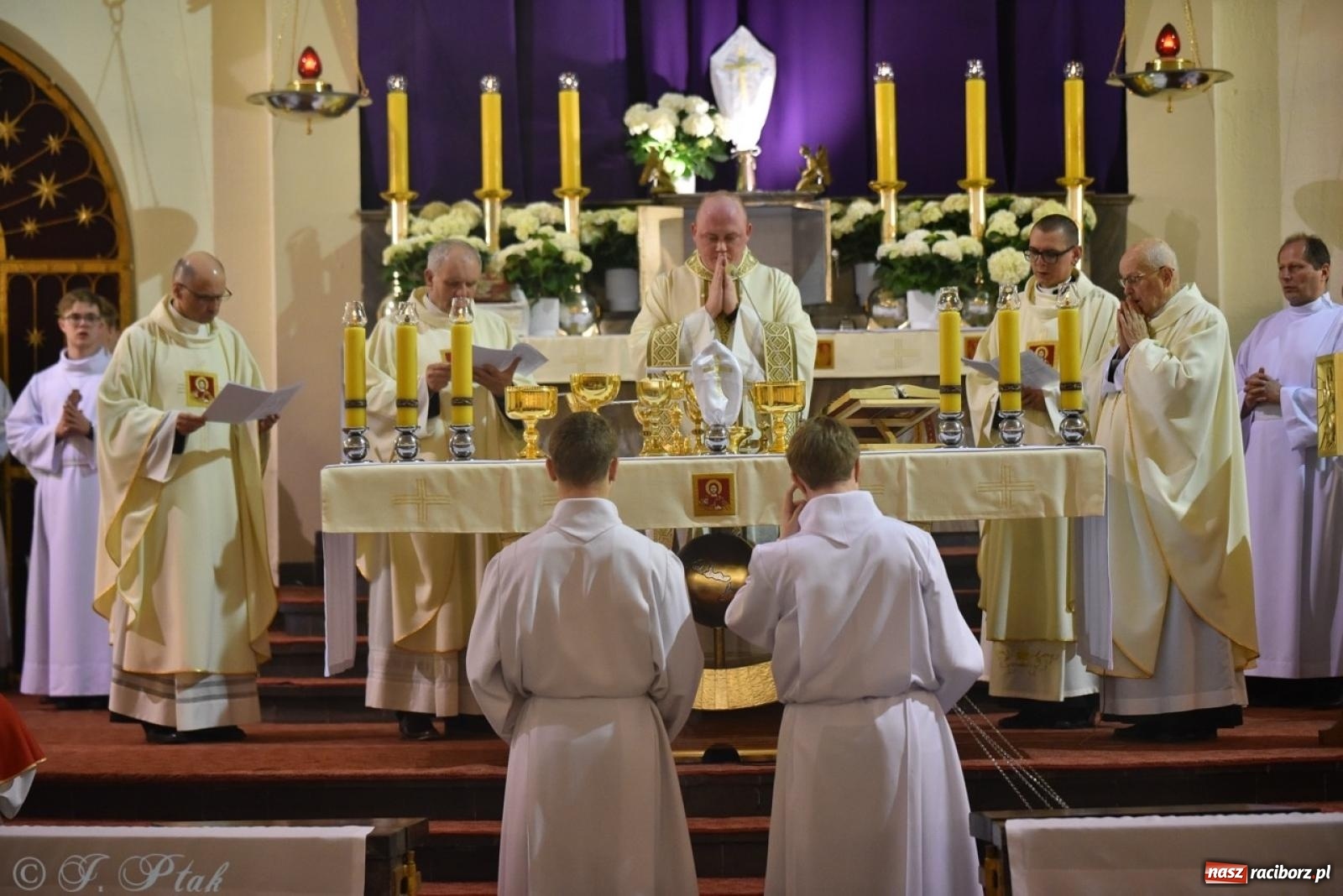 Zdjęcie w galerii na portalu naszraciborz.pl: Wielki Czwartek – początek Triduum Paschalnego w Raciborzu [WIDEO] wiadomości z regionu