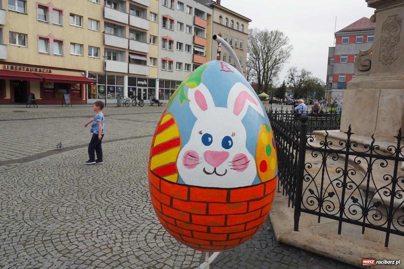 Zdjęcie w galerii na portalu naszraciborz.pl: Racibórz u progu Wielkanocy – pisanki, żur i jarmark staroci wiadomości z regionu